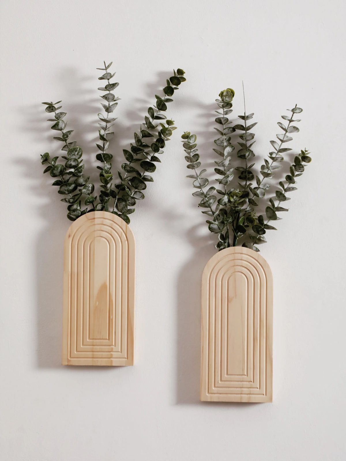 Vase mural arche en bois – Jardinière suspendue