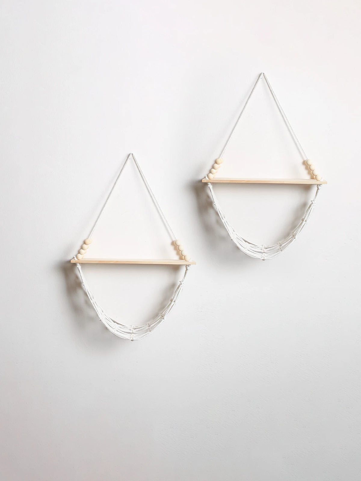 Étagère suspendue en macramé & panier filet – Bohème