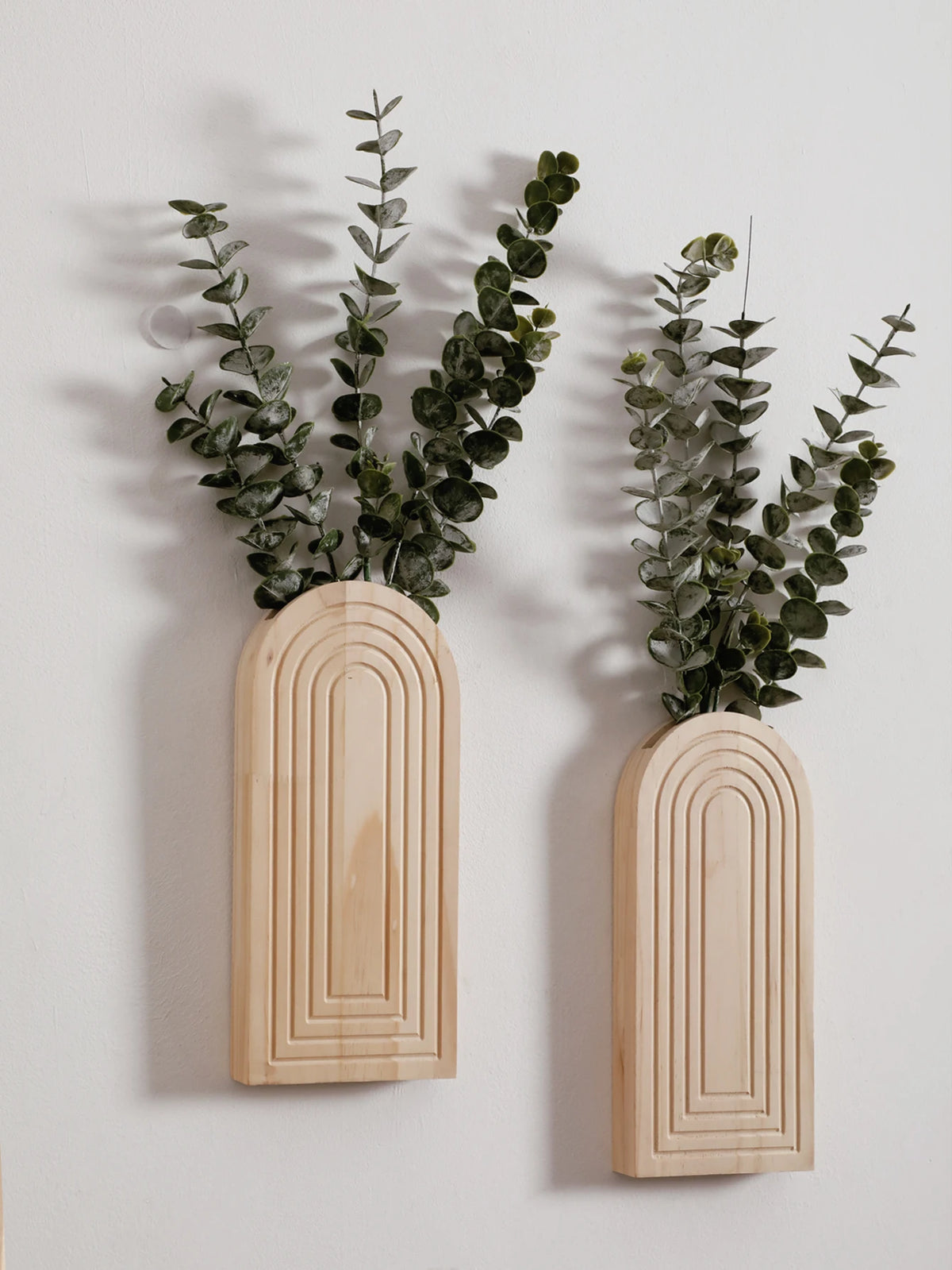 Vase mural arche en bois – Jardinière suspendue